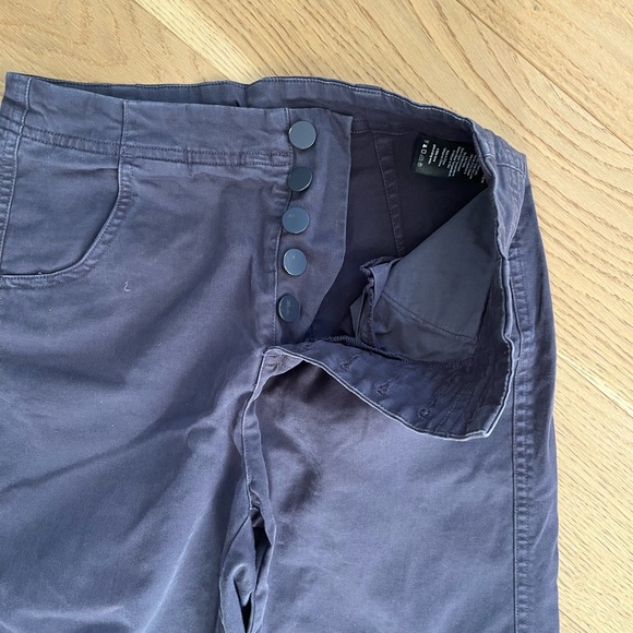 Size 0 Babaton Charcoal Button Up High Waisted Crop Pant - Picture 6 of 7